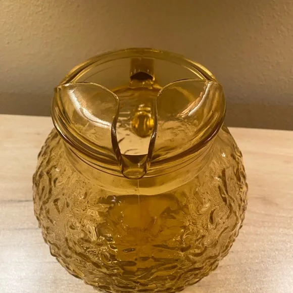 Anchor Hocking Vintage pebbled crinkle amber glass pitcher, no cracks or chips - Picture 5 of 9